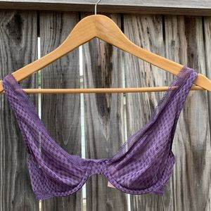 Victoria’s Secret bra unlined mesh